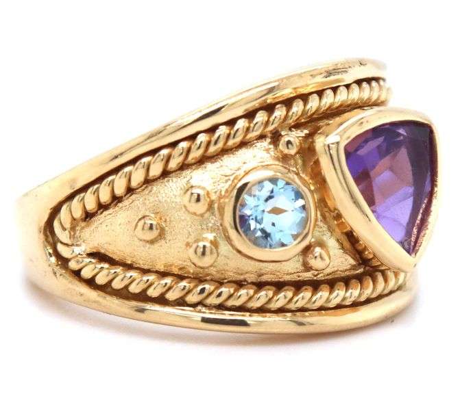18kt Yellow gold bezel set Trillion amethyst, round aquamarine rope style Etruscan ring