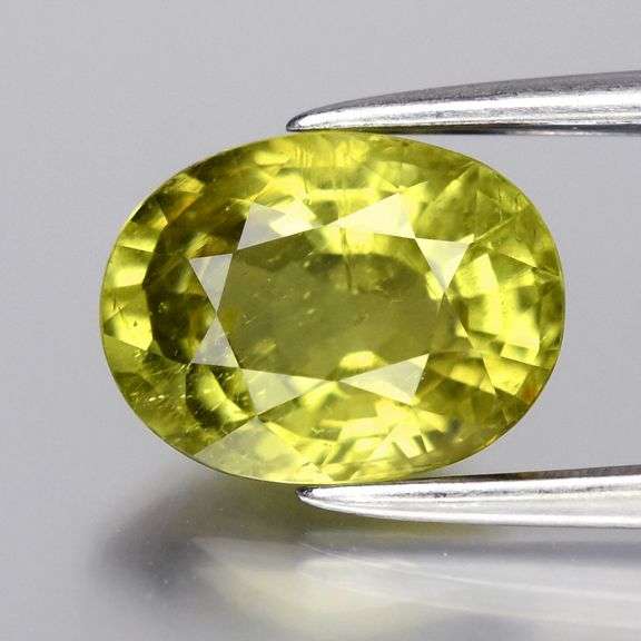 This is 2.04 carats of pure, untreated, unheated Sapphire!