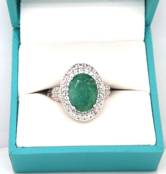 Dazzling 6.00CTS Oval Faceted Emerald & White Sapphire Ring in Sterling Silver