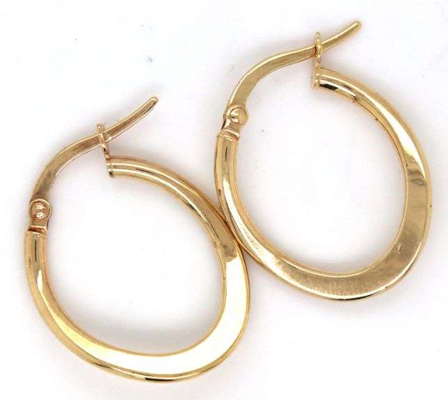 10kt Yellow gold flat hoop earrings
