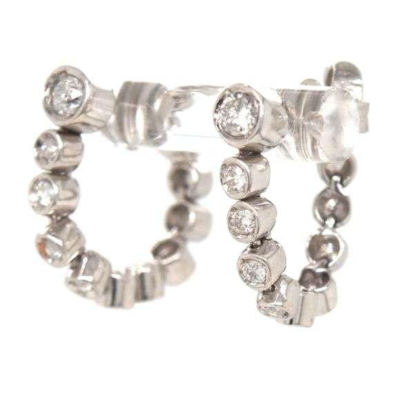 14kt White gold 0.50ctw bezel set diamond bar dangle earrings