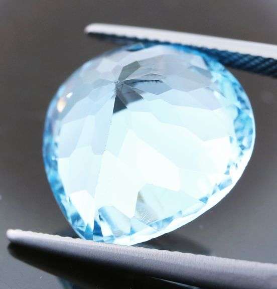 Expertly cut! 16.54ct vibrant Swiss blue Topaz from Brazil!