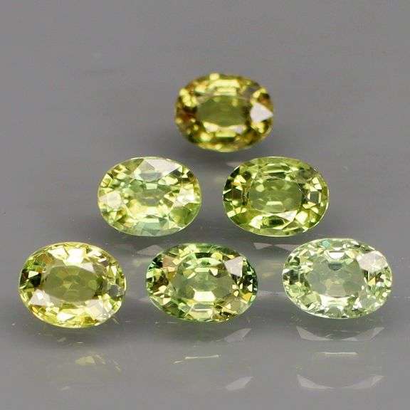 2.20 carats of yellow Australian Sapphire! Heated only!