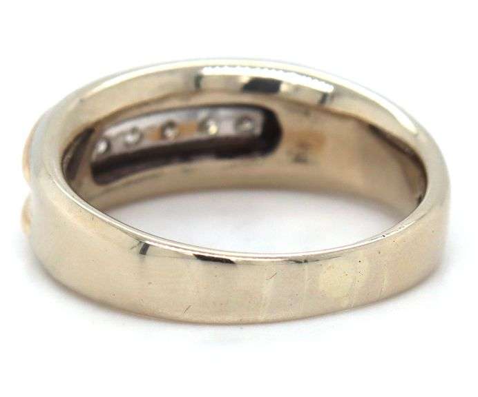 Man's 14K WG Band with 5 Diamonds