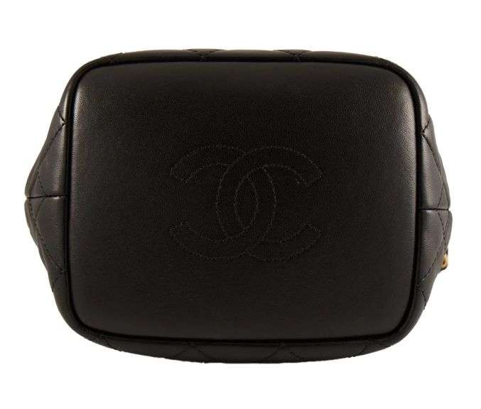 Chanel, Perfect Meeting Hobo in Black Shoulder Bag