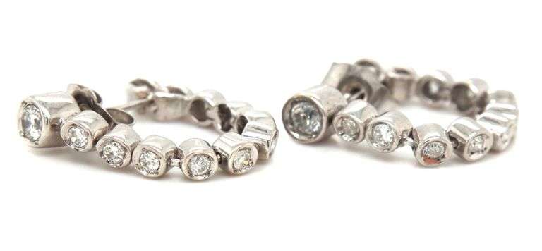 14kt White gold 0.50ctw bezel set diamond bar dangle earrings