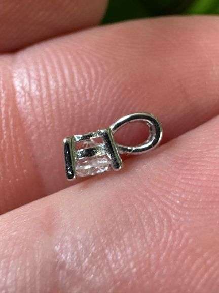 Rhodium Plated (Nickel Free) 925 Sterling Silver Lab Grown Diamond 0.279ct (4mm) Pendant