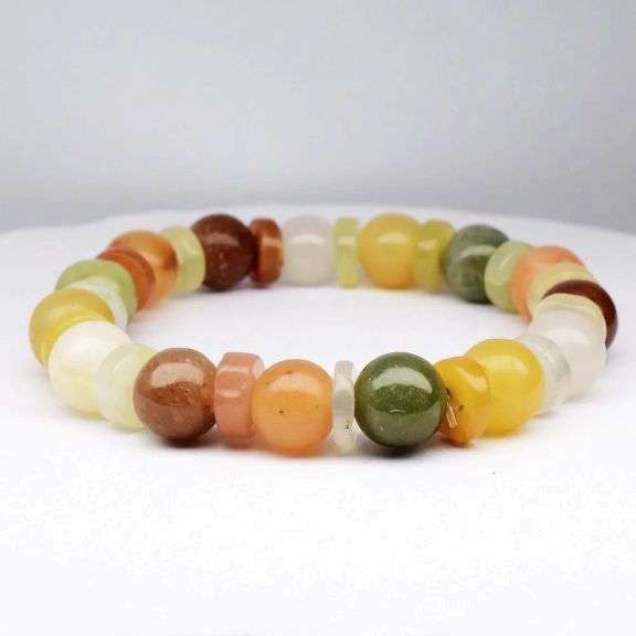 Are your summer colors ready? 173.34 carats of Jade says it is!