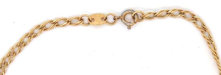 Feminine 18K YG Bracelet with Etched Center Panel