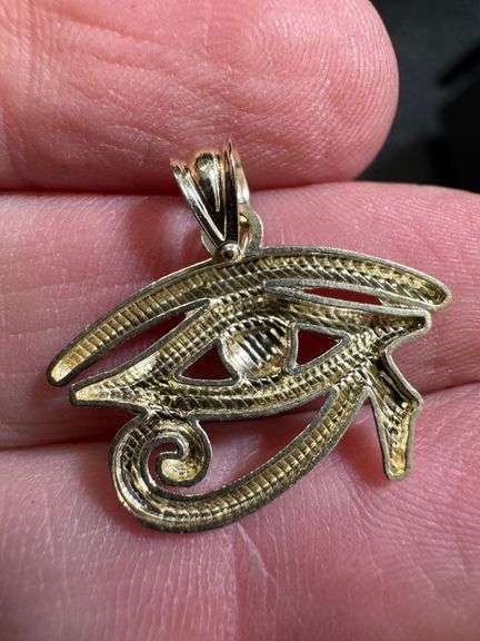 10K Yellow Gold Eye of Horus Pendant