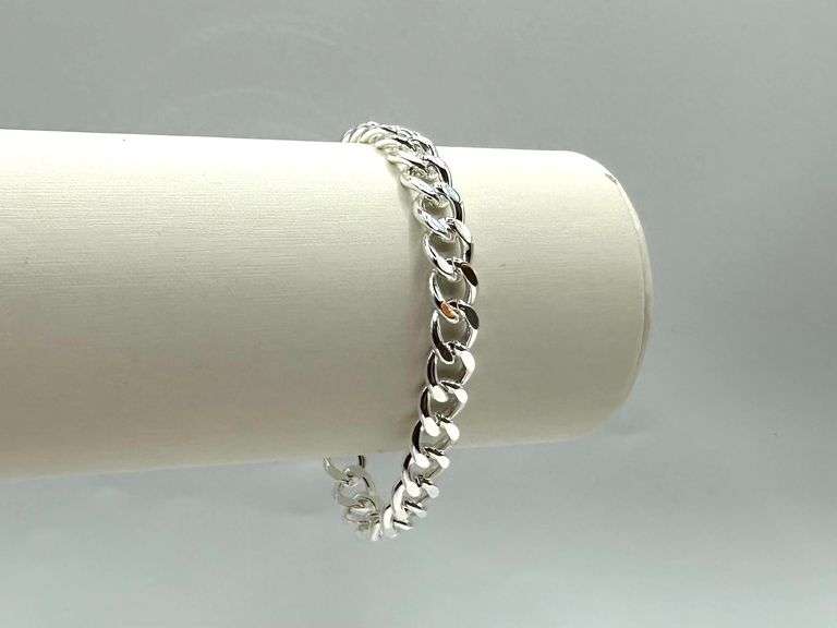 Stunning 18.4 Gram .925 Sterling Silver Plated Cuban Link Bracelet