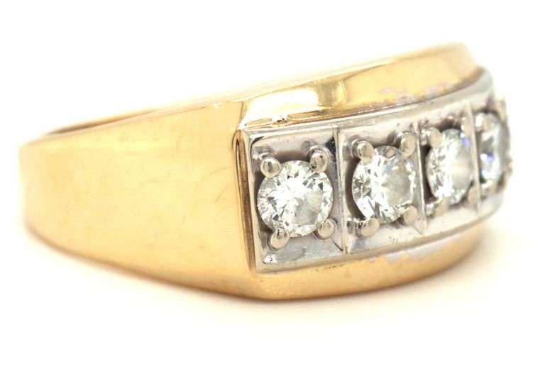 Traditional 14K YG Man's 1Ct. T.W. Diamond Ring