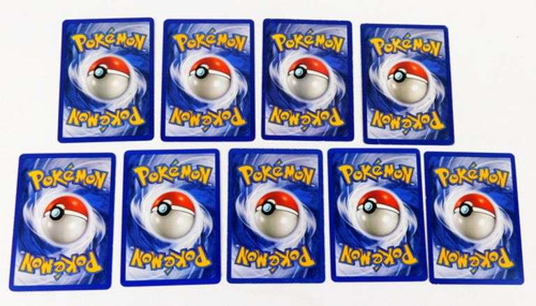 9 Pokémon 1999 Trade Cards
