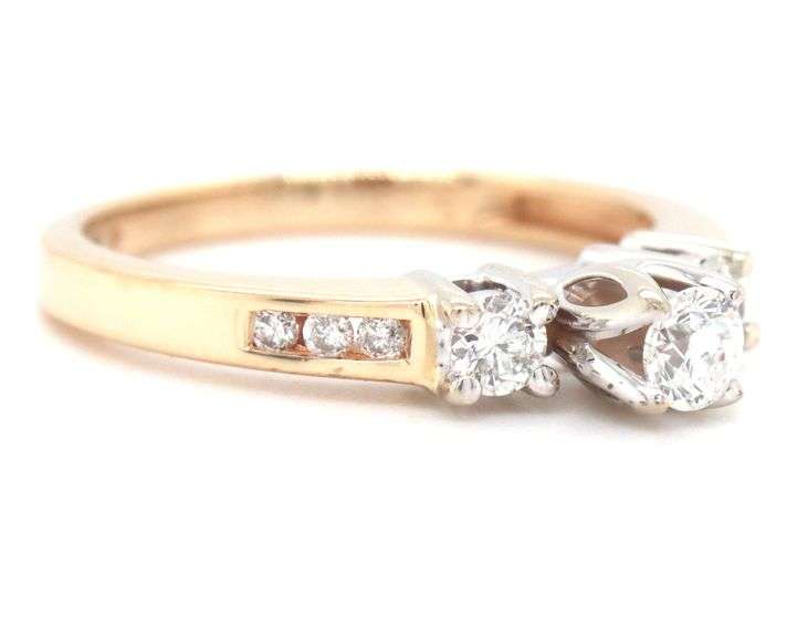 14kt Yellow gold 0.35ctw 3 stone diamond engagement ring