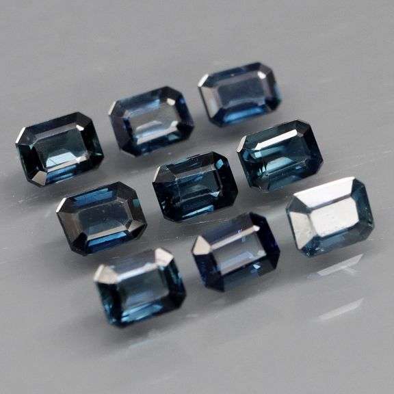 Beautifully colored 2.60ct ink blue Sapphire set