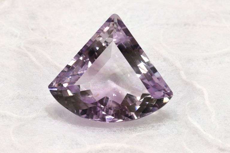 Rose-de-France Amethyst - 20.36 cts.