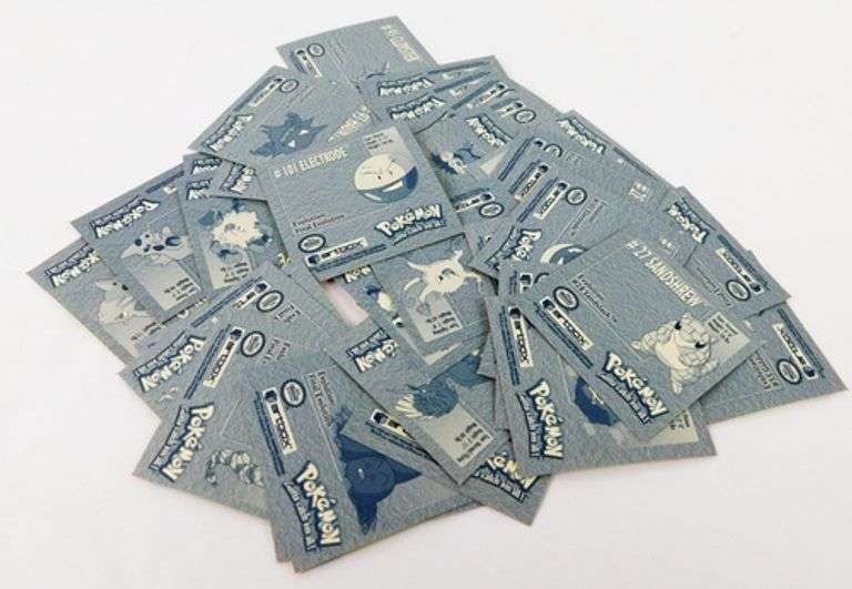 31 Pokémon 1999 Evolution Mini Stickers