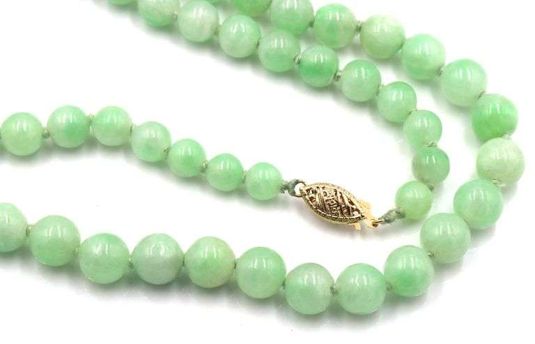Green Jade beaded necklace