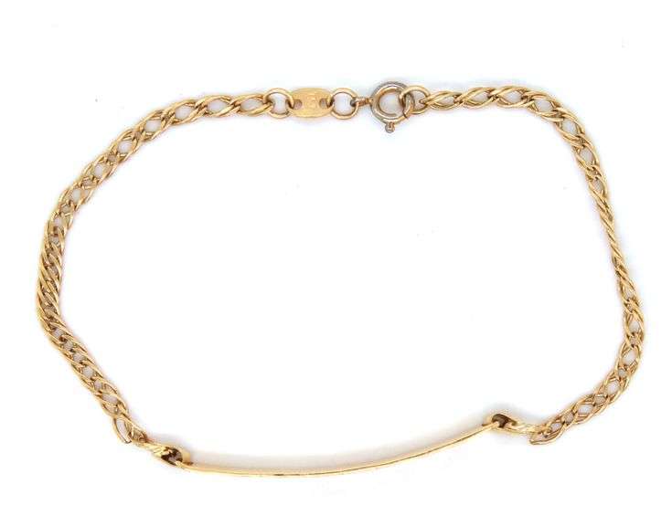Feminine 18K YG Bracelet with Etched Center Panel