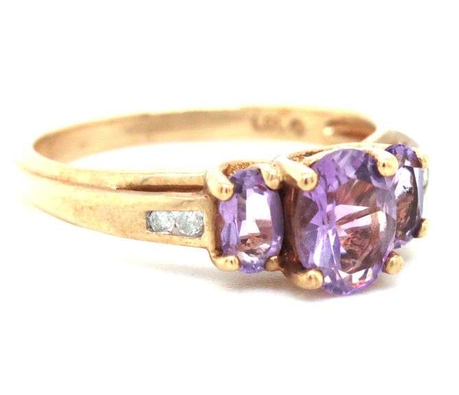 10kt Yellow gold 3 stone Amethyst and diamond ring