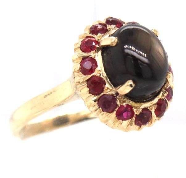 10kt Yellow gold black star sapphire and ruby halo vintage style ring