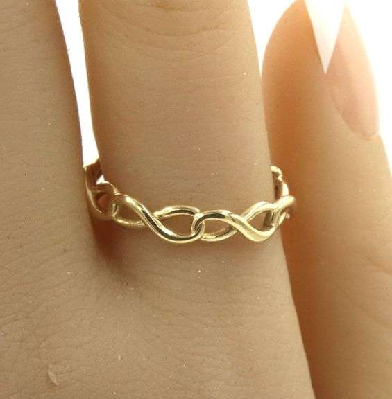 Tiffany & Co Infinity gold band