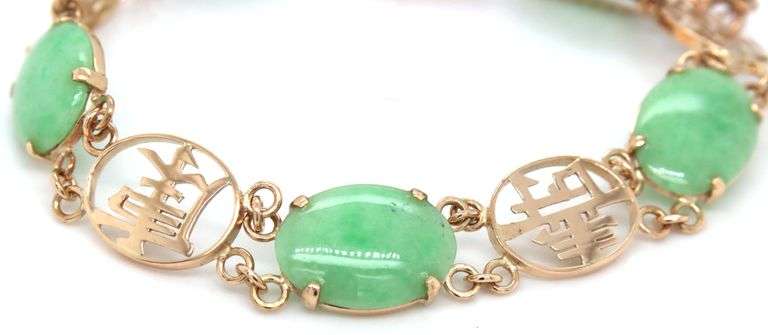 Oval Jade good fortune bracelet in 14kt Yellow gold