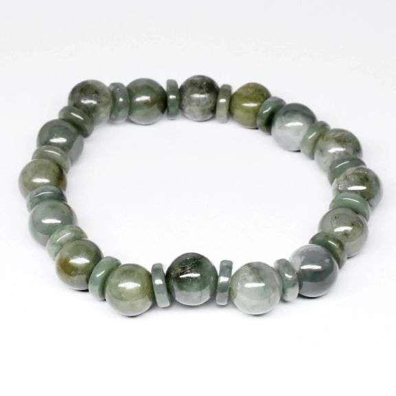 Wow! Look at this 179.22ct Burmese Jade bracelet!
