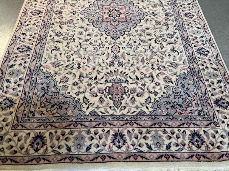 Superb Silk&Wool Tabriz Rug 4x6