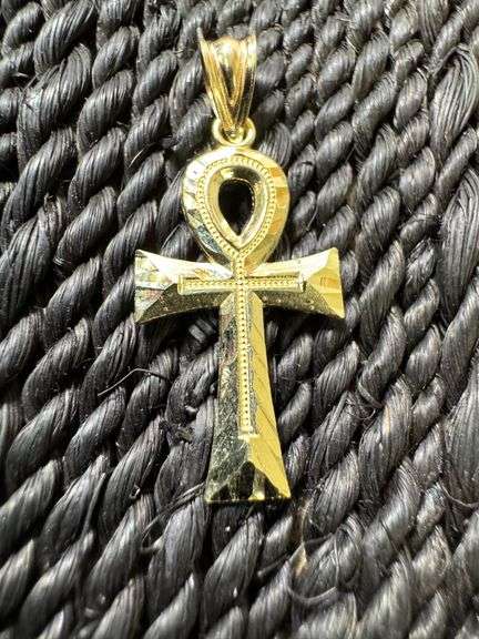 10K Yellow Gold Egyption Ankh Pendant
