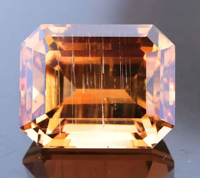 Captivating 18.50ct Vibrantly colored Imperial Topaz!