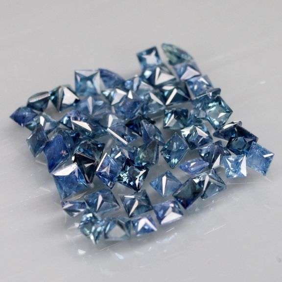 Collectors 3.24ct washed denim blue Sapphire set!