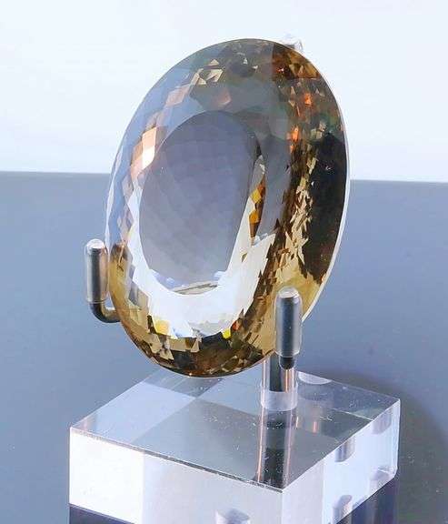 Display sized! 373ct eye clean Smoky Quartz!