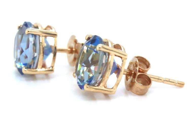 14kt Yellow gold round brilliant cut Mystic topaz stud earrings