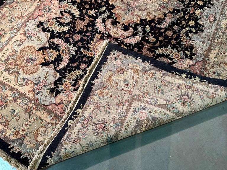 Exquisite Silk&Wool Tabriz Rug 6x9