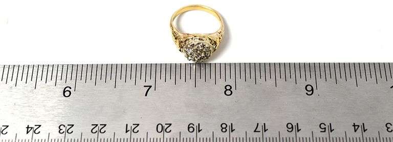 Vintage 14K Yellow Gold Diamond Ring