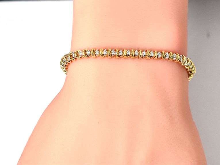 Sparkling 14K Yellow Gold Diamond Bracelet