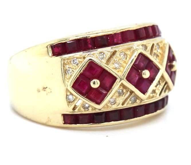 14kt Yellow gold ruby and diamond Lattice ring