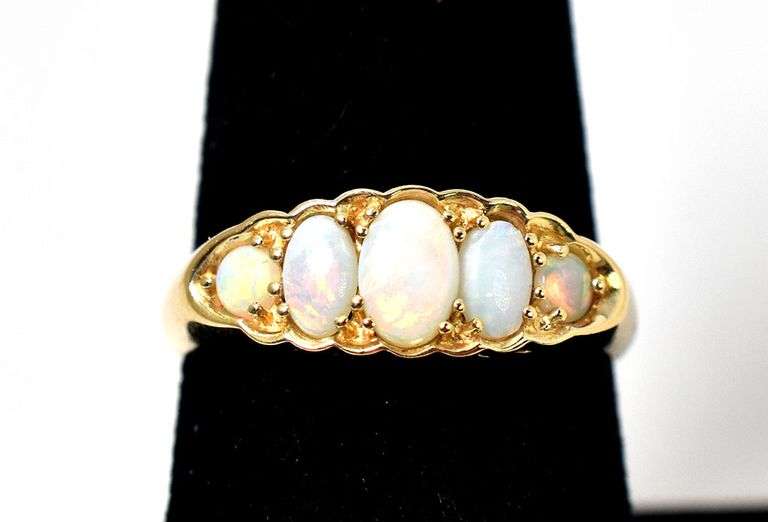 Beautiful 14K Yellow Gold Opal Gemstone Ring