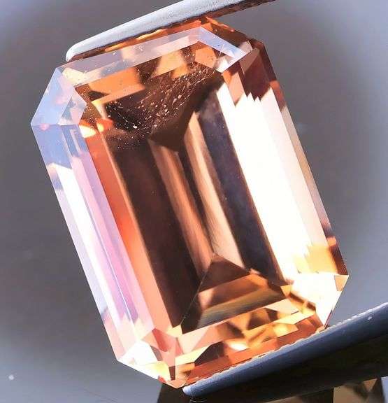 Premium color! 22.25ct Imperial Topaz!