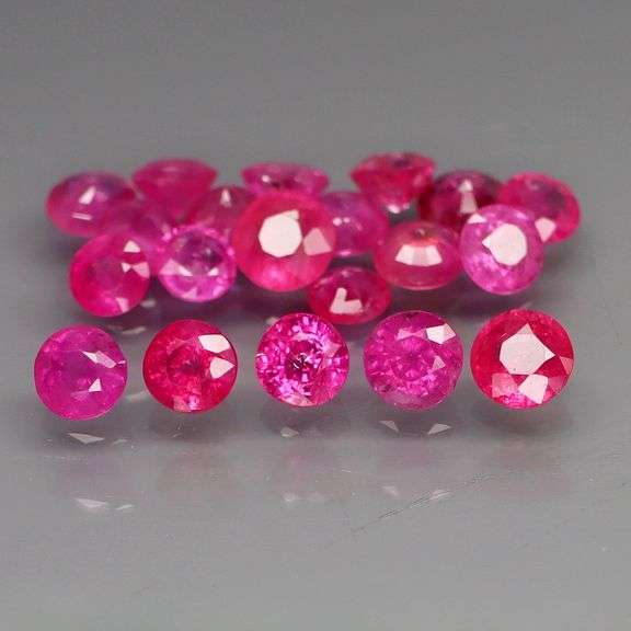 Vivid! 3.21ct set of reddish pink Burmese Rubies! Heated only!