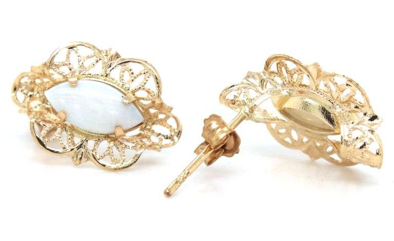 14kt Yellow gold marquise Opal Filigree stud earrings
