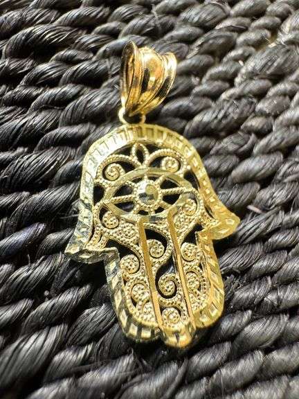 10k Yellow Gold Hamsa Pendant