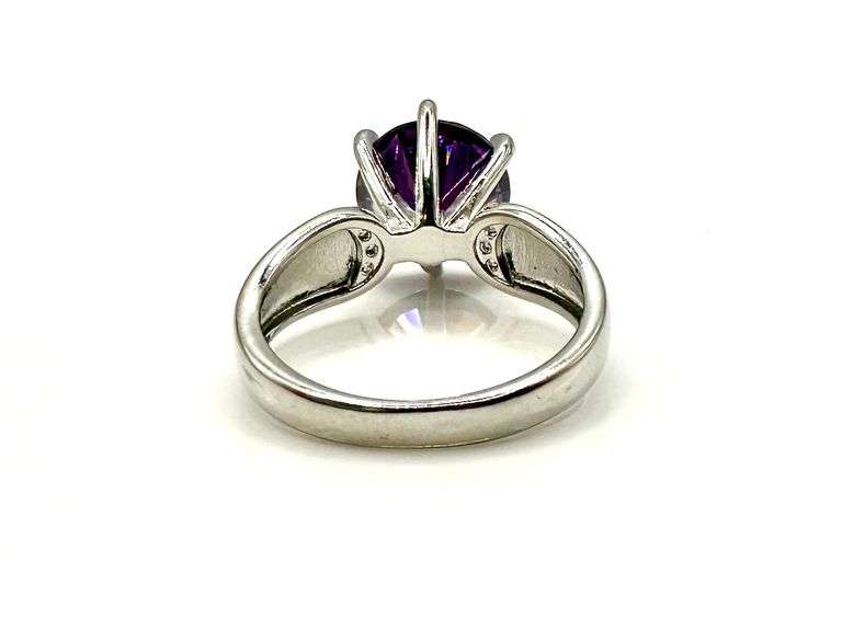 Stunning 14 Kt, White Gold Plate 3.5 Ct Vs1 Russian Color Change Lab Simulated Alexandrite Ring
