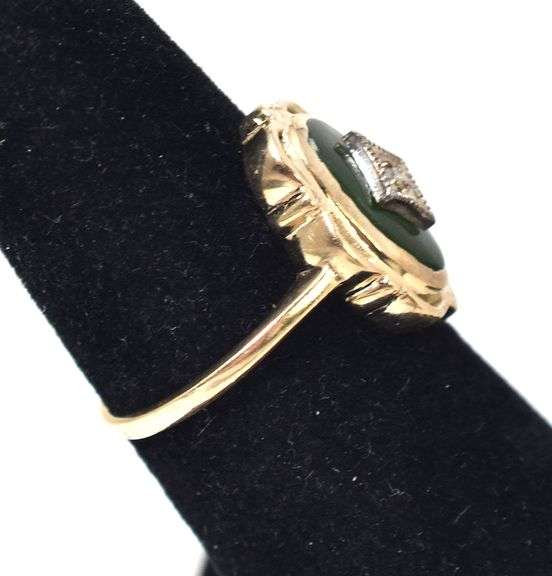 Vintage 10K Yellow Gold Jade Gemstone Ring with Diamond Accents