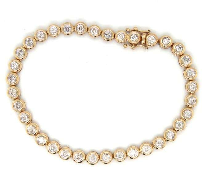 14kt Yellow gold 3.50ctw bezel set diamond bracelet