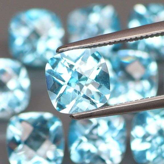 Huge 17.57ct 10 piece Brazilian Topaz set! That's 1.75ct each!