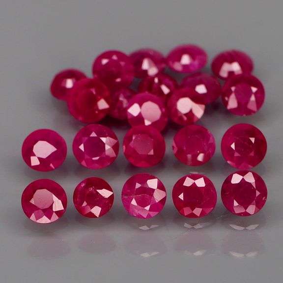 Simply gorgeous set of 22 Rubies weighing 5.08 carats total!
