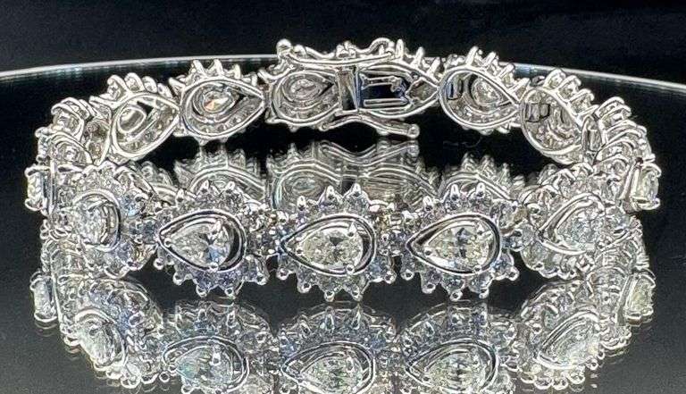 18.50CTW PEAR & ROUND DIAMOND TENNIS BRACELET 14K WHITE GOLD (30.37G)