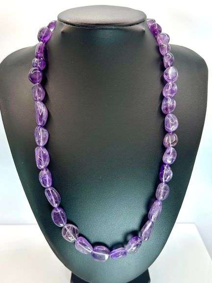 Radiant Large 464 Cttw Natural Amethyst Necklace